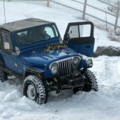 jeep-cj7-on-ice.jpg